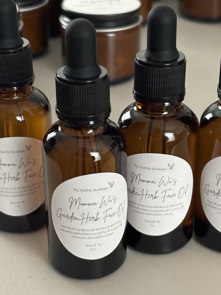 Momma Wu's Garden Herb Face Oil